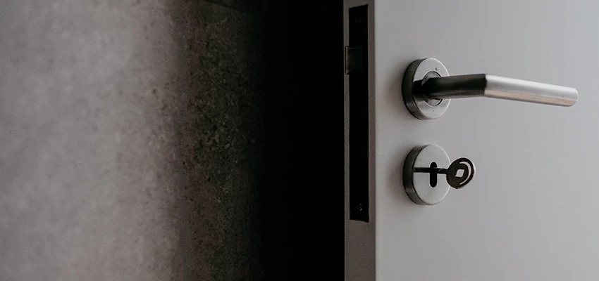 Front Door Handle Repair And Installation in Patterson, CA